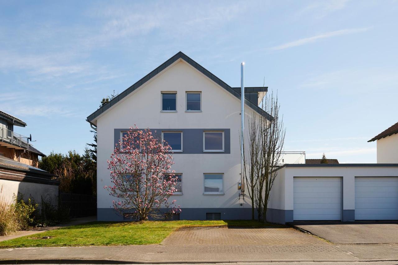Grosszuegig & Stilvoll Parkplatz ,Ruhige Lage, 5 Personen, Langzeit Apartamento Paderborn Exterior foto