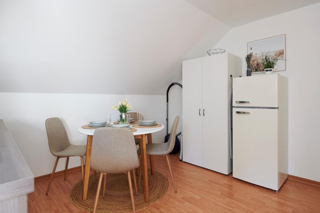 Grosszuegig & Stilvoll Parkplatz ,Ruhige Lage, 5 Personen, Langzeit Apartamento Paderborn Exterior foto